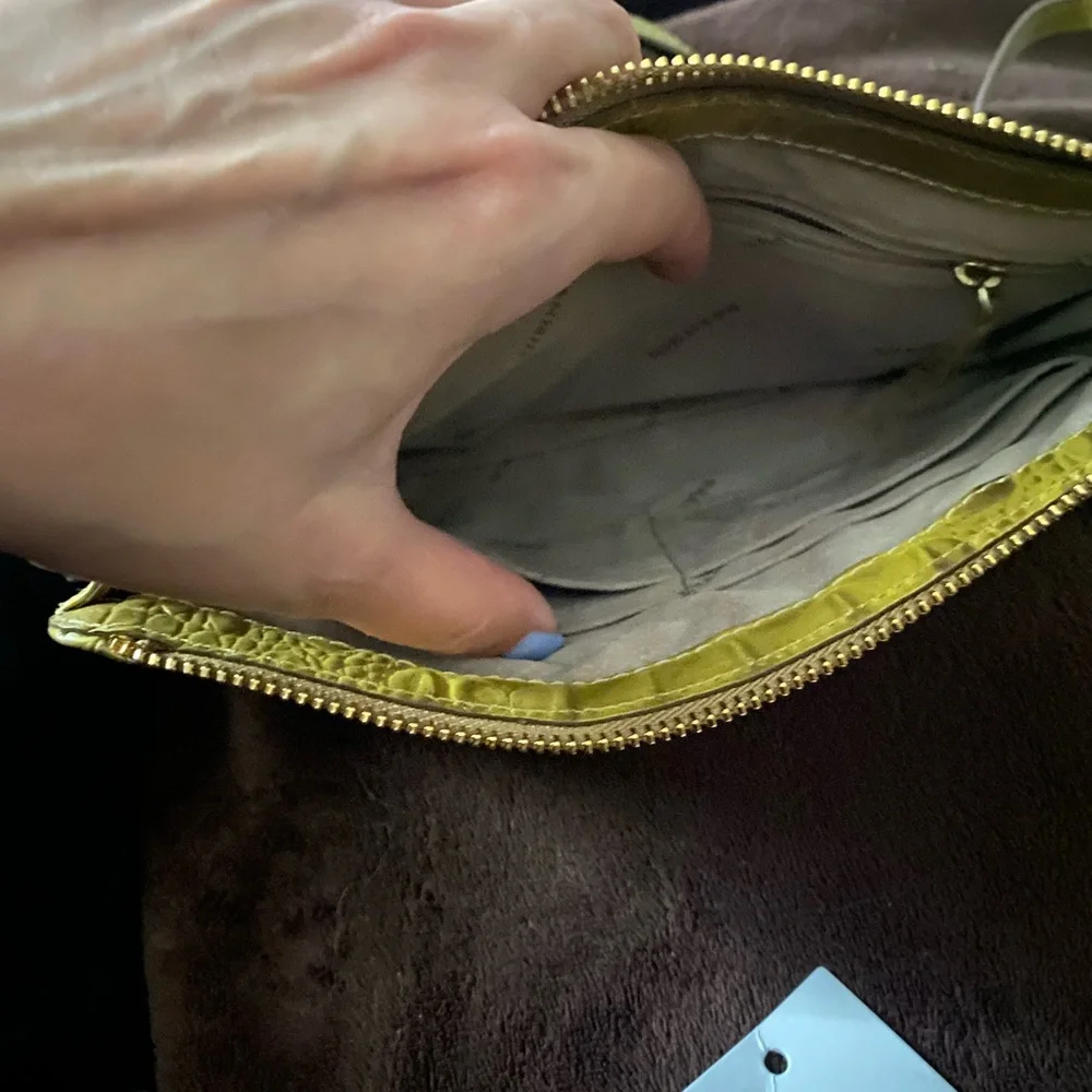 Brahmin Gold Croc-Embossed Crossbody Bag - Picture 3 of 10